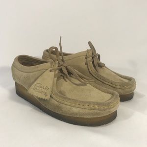 Clark’s wallabees leather shoes gum sole size 8